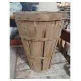 Wood bushel barrell Wood bushel barrell