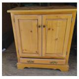 Wood cabinet 34 x 37 x 17 Wood cabinet 34 x 37 x 17