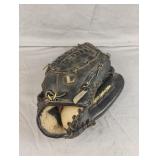 Louisville Slugger ball glove Louisville Slugger ball glove