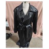 RZR Original ladies lined trench coat. Size 11/12 RZR Original ladies lined trench coat. Size 11/12