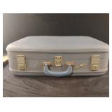 Vintage Aero Pak with handle luggage 20 x 16 x 6 Vintage Aero Pak with handle luggage 20 x 16 x 6