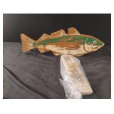Wood fish decor 19 x 7 and fish hooks Wood fish decor 19 x 7 and fish hooks