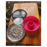 Plastic trays