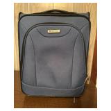 Protege Traveleing Suit Case Rolling
