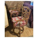 2 Wooden Swiveling Barstools 42ï¿½"T 21ï¿½"W