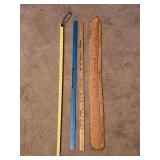 3 Yard Sticks & Holder