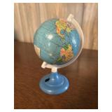 Neat Vintage Globe Pencil Sharpener