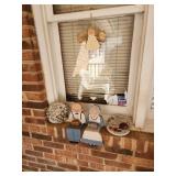 Garden stones, grandma and grandpa shelf sitter,