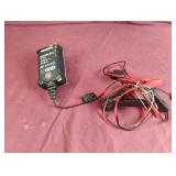 Duracell Ultra automatic battery charger 0.8A.