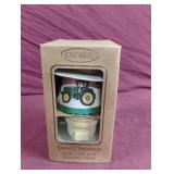 Encore John Deere spin shades night light with