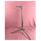 Guitar stand