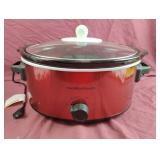 Hamilton Beach type SC07 crockpot. Powers on