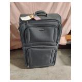Forecast wheeled luggage 18 x 28 x 12