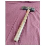 Splitting maul head axe