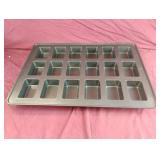 Mega mini loaf pans 15.5 x 21.5