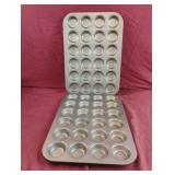 Chicago metallic muffin pans 11 x 16