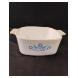 Vintage Corningware Cornflower casserole dish 1