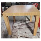 20x18x20 side table