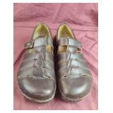 Birkenstock ladies size 40 shoes