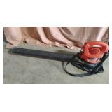 Black & Decker leaf hog blower/vac