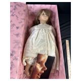 Pupen Kinder Vintage Doll In Box