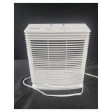 12" Holmes Air purifier powers on