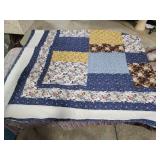 King size bedspread blue white yellow
