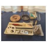 Assorted kitchen items