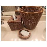 Wicker bathroom lot, trash bin. Tissue cover.