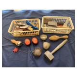 Assorted kitchen tools, some vintage