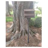 Metal bird feeder 48"