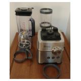Boniso blender and accessories. Powers on