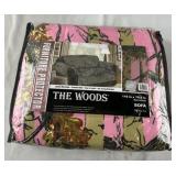 Quilted Microfiber Pink Camo Blanket