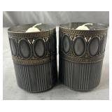 2 Matching Candles