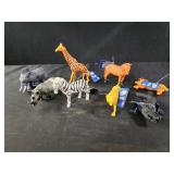 8 plastic safari animals toys