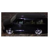 2001 Chevrolet Chevy Astro Van 1:24 Scale Diecast