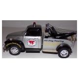 1953 Chevrolet Chevy Wrecker Thunder Towing 1:24