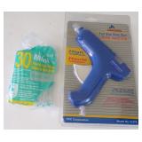 Full Size Glue Gun w/ Glue Sticks