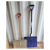 2 Snow Shovels