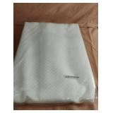 88 x 90 pelican design queen size white duvet