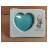 Jesus Loves Me picture frame 5 x 4