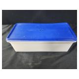 Tupperware bread keeper blue lid