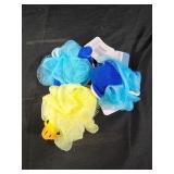 3 animal bath puffs