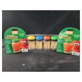 2 veggie brushes and 4 toothpick canisters