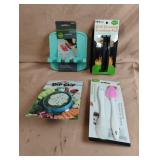 Grill cleaning scrubbing pad, mini spatula and