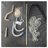 Short chain, hooks, metal pieces