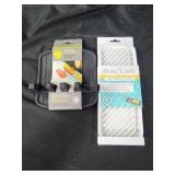Sink sponge holder and utensil rest