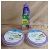 Travelling pet water bottle and 2 collapsible pet