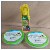 Travelling pet water bottle and 2 collapsible pet
