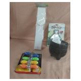 Plastic paper towels holder, salsa bowls, corn